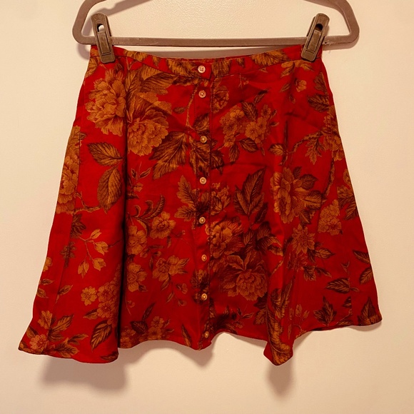 Ralph Lauren Dresses & Skirts - Ralph Lauren Red Linen Floral Skirt